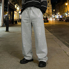 Pantalon à strass EYDIZ gris porté